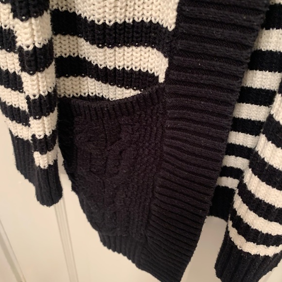 Express Black/White Stripe Open Front Sweater - Picture 4 of 4